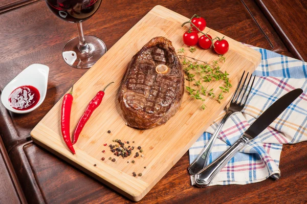 Steak with spices — Stock Photo, Image
