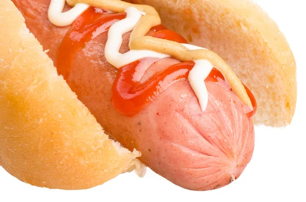 Hot dog z musztardą i ketchupem — Zdjęcie stockowe