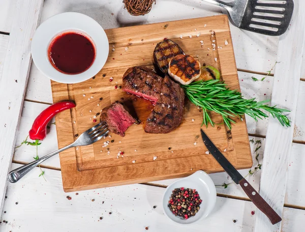 Steak s kořením — Stock fotografie