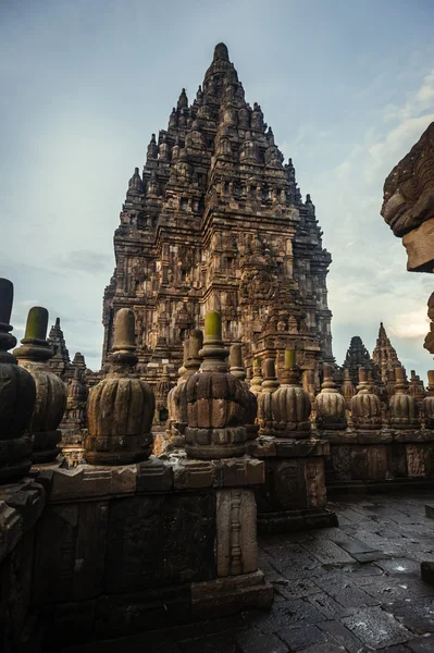 Prambanan tempel op zonsondergang — Stockfoto