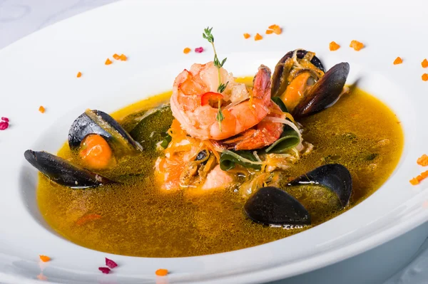 Soup with seafood — Stock Photo, Image