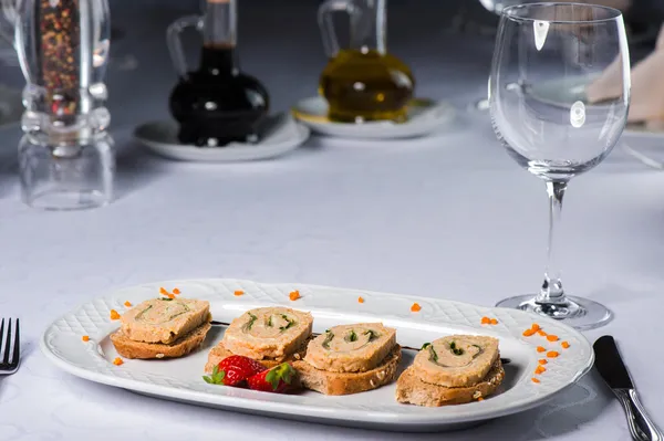 Sanduíches com pasta de coelho — Fotografia de Stock