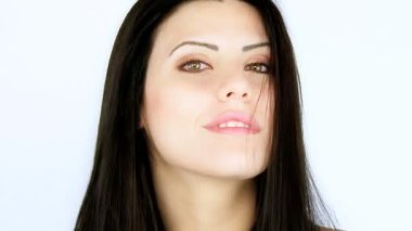 uzun ipeksi muhteşem saç fırçalama kadın