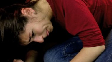 sonra aile içi şiddet çaresiz kadın