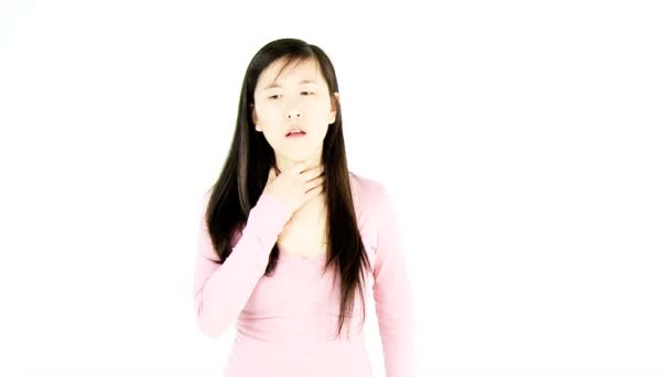 Asian girl with throat pain — Stock Video