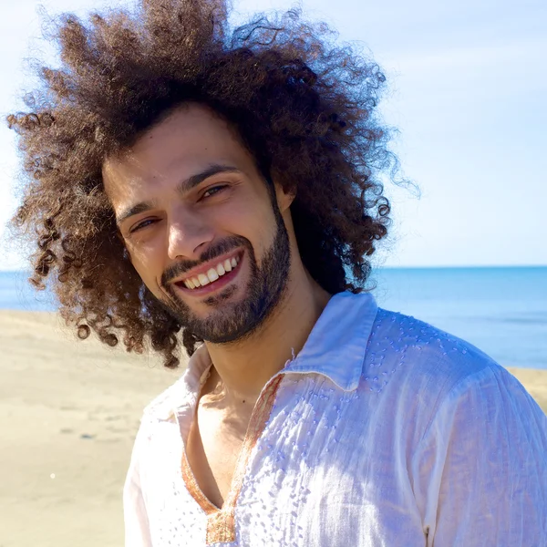 Retrato del hombre lleno de alegría y felicidad — Foto de Stock