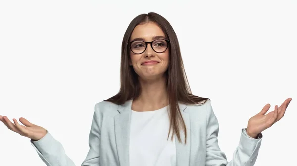 Успішна бізнес-леді в окулярах жестикулює руками ізольовані на білому — стокове фото