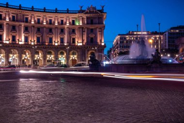 Piazza, Naiad Çeşmesi, Roma geceleri İtalya