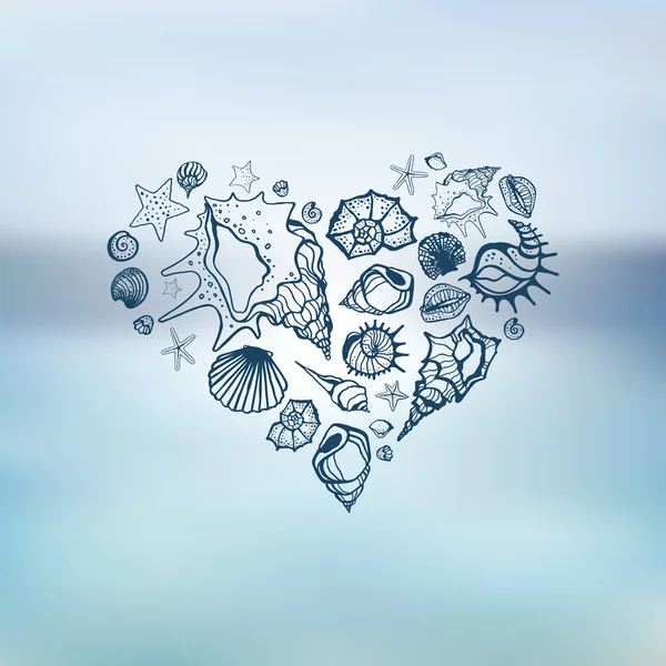 Deniz kabukları kalbinde. yaz tatili.