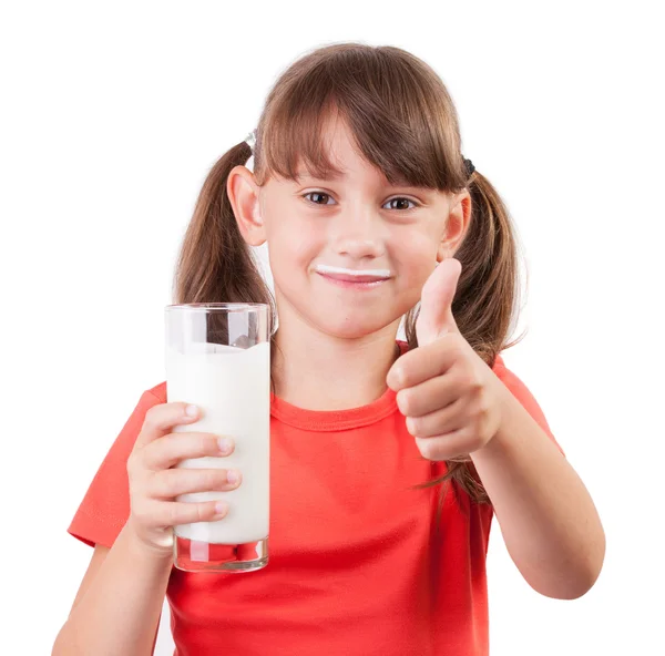 ミルクのグラスを持った少女 — ストック写真