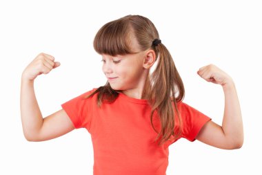 küçük kız bizi onların pazı gösterir