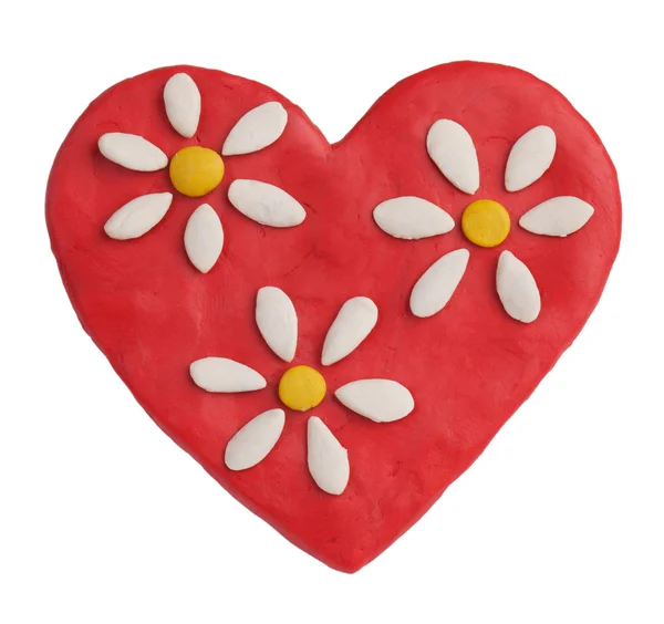 Red plasticine heart with plasticine daisies — Stock Photo, Image