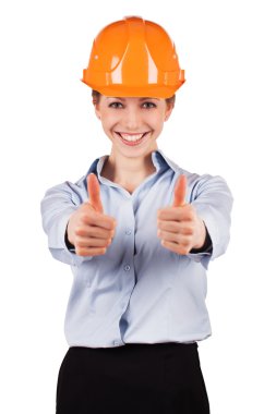 Bina koruyucu kask içinde kadın