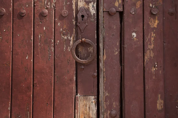 पुराने लकड़ी के दरवाजे — स्टॉक फ़ोटो, इमेज