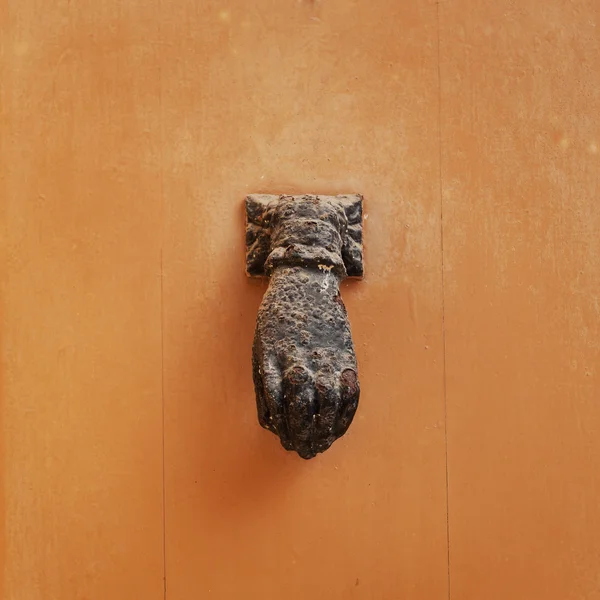 Eski demir kapı kolu — Stok fotoğraf