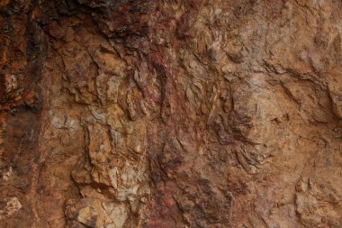 bir kayalık yüzey parçası