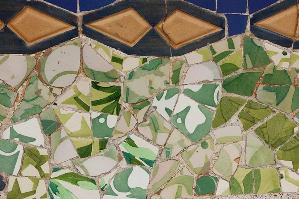 Frammento di mosaico Gaudì di colore verde — Foto Stock