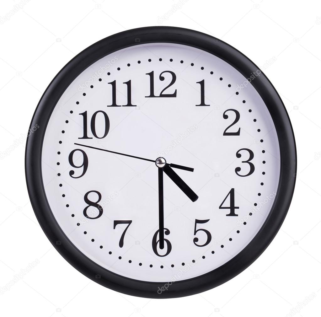 Reloj de oficina muestra las cuatro y media Foto de stock 46012145 Dimedrol68