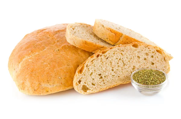 Домашний хлеб с лекарственными травами — стоковое фото