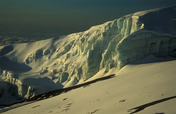 Gletscher auf dem Gipfel des Kilimandscharo — Stockfoto