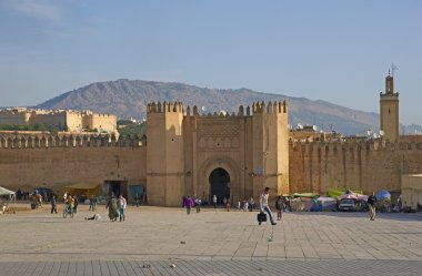 fes müstahkem kenti