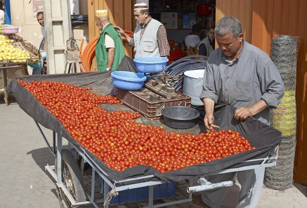 Venda de tomates — Fotografia de Stock