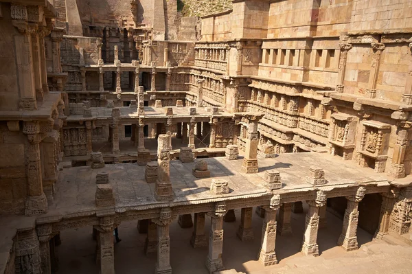 Rav-Ki-Vav Stepwell — Stockfoto