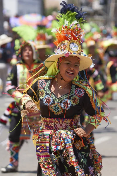 Arica Chile Februar 2017 Tinkus Tanzgruppe Kunstvollen Kostümen Mit Einem — Stockfoto