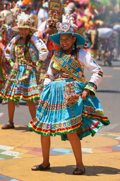 Arica Chile Febrero 2017 Grupo Danza Tinkus Vestido Con Trajes — Foto de Stock