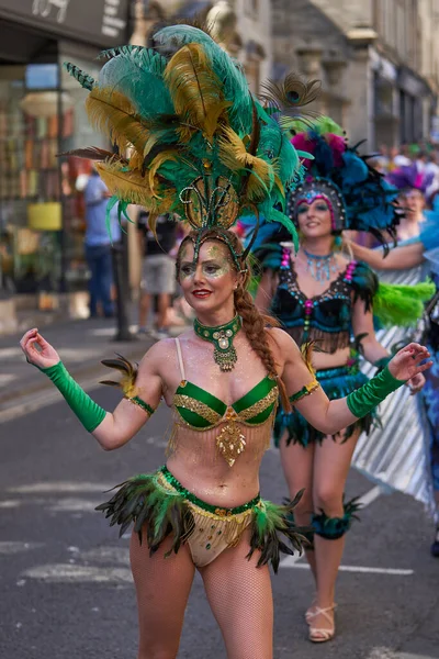 Бат Англия Великобритания Июля 2022 Года Танцоры Нарядных Костюмах Выступают — стоковое фото