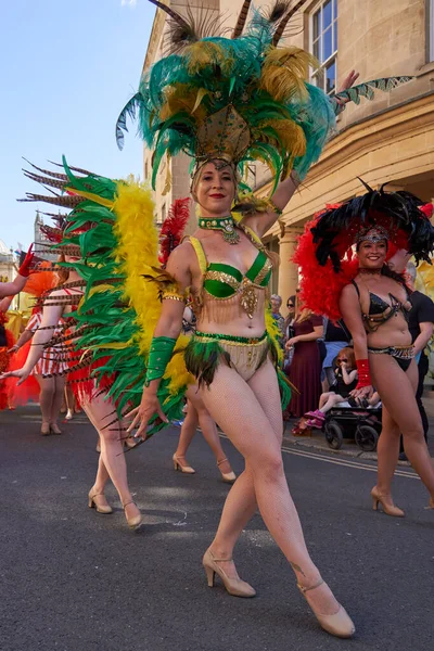Бат Англия Великобритания Июля 2022 Года Танцоры Нарядных Костюмах Выступают — стоковое фото