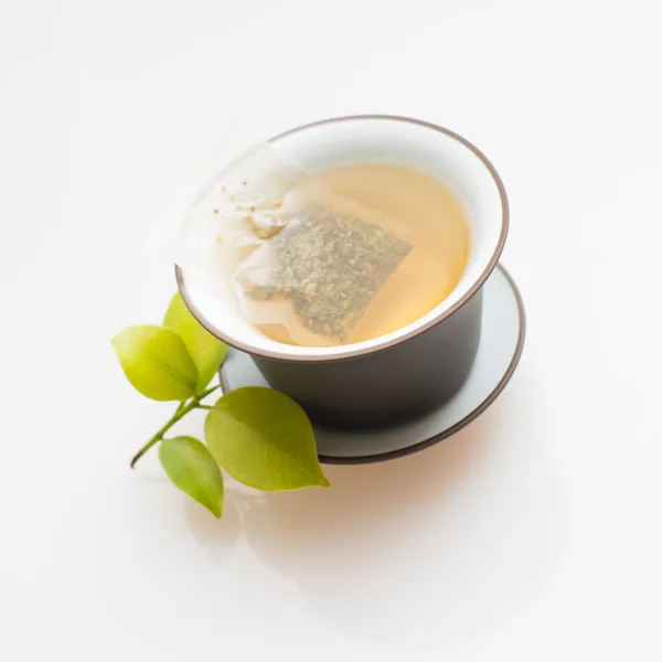 Té sobre fondo blanco — Foto de Stock