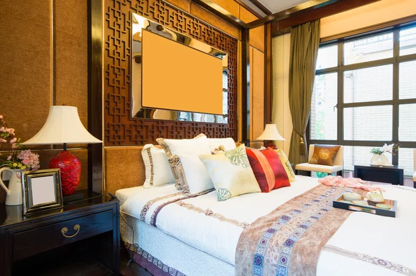 Luxe comfortabele slaapkamer — Stockfoto