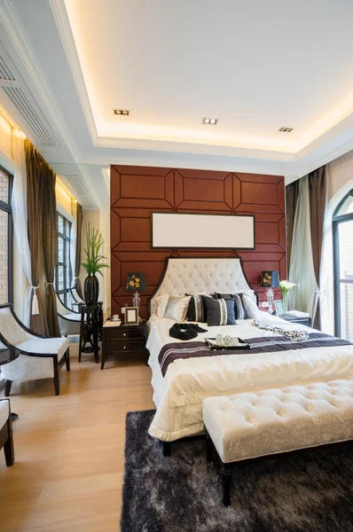 Komfortables Luxus-Schlafzimmer — Stockfoto
