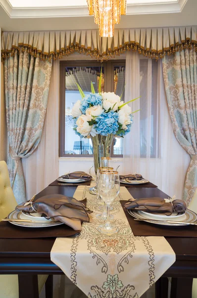 Sala de jantar de luxo — Fotografia de Stock