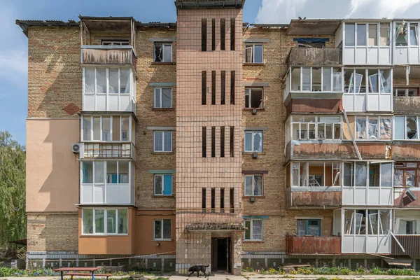 Residential Building Bombed Russian Army Makariv Kyiv Oblast Ukraine May — ストック写真