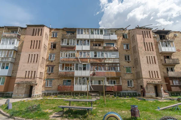 Residential Building Bombed Russian Army Makariv Kyiv Oblast Ukraine May — 스톡 사진