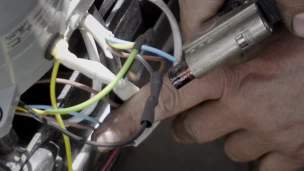 Kablolarda Lehimleme Gaz Lehimleme Yakın Çekim — Stok video