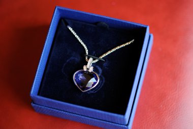 gelinler mavi Kuyumculuk