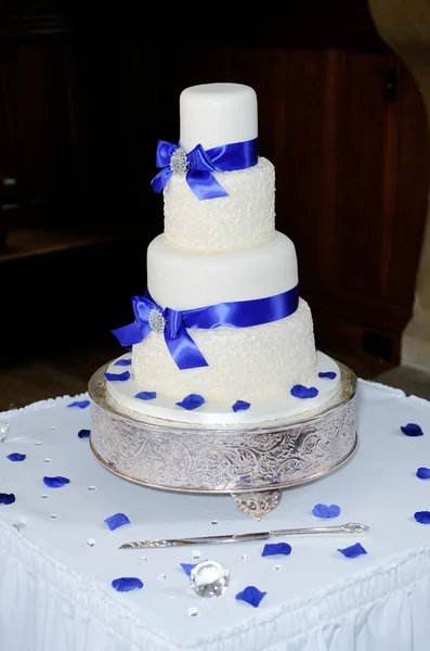 Gâteau de mariage bleu — Photo