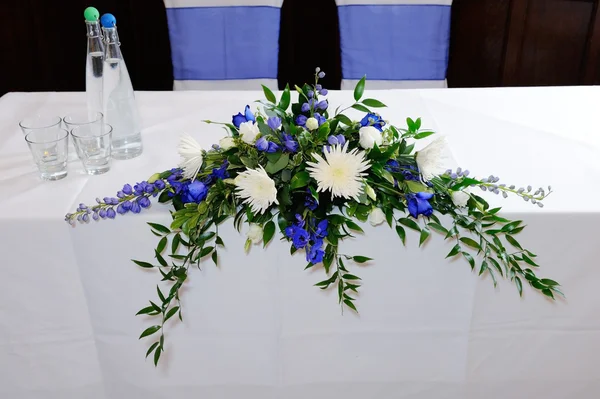 Wedding ceremony table — Stock Photo, Image