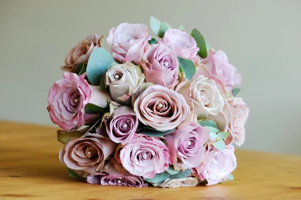 Brides bunch of roses — Stock Photo, Image