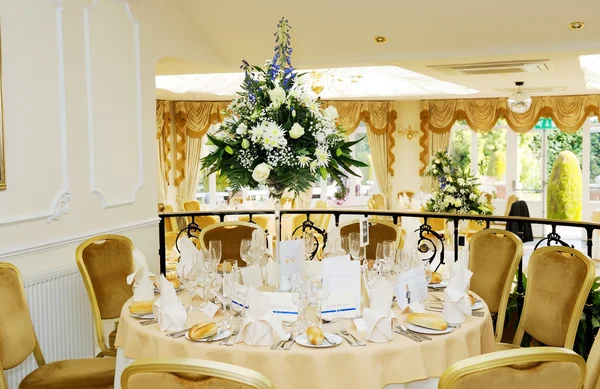 Düğün resepsiyonu dekorasyon