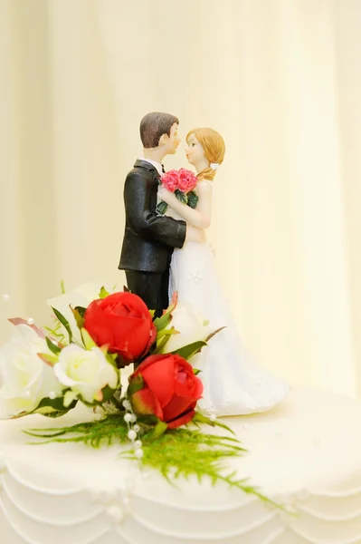 Wedding cake bride and groom — Stock Photo, Image