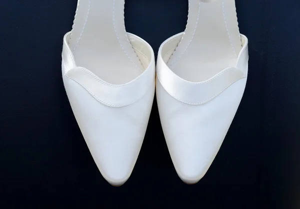 Bruiden schoenen close-up — Stockfoto