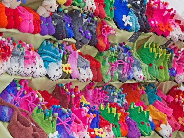 Цветная обувь — стоковое фото