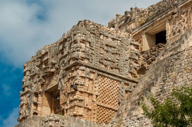 Meksika 'nın Yucatan kentindeki antik Maya şehri Uxmal' in arkeolojik alanı