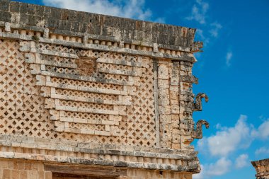 Meksika 'nın Yucatan kentindeki antik Maya şehri Uxmal' in arkeolojik alanı