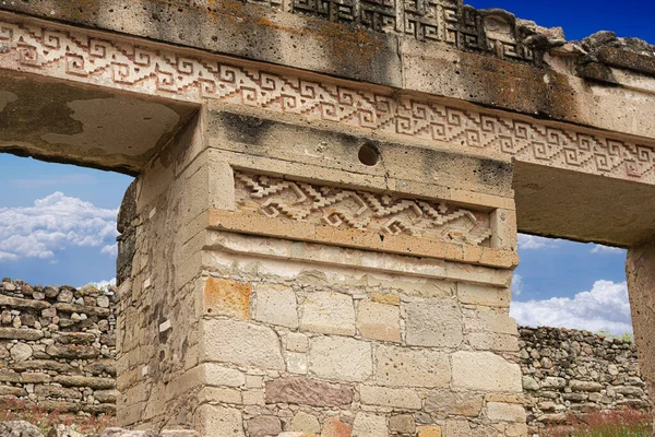 Mitla ya da ölü şehir, Oaxaca, Meksika 'daki arkeolojik bölge