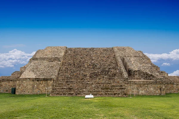 Building Monte Alban Archaeological Site Oaxaca Mexico — Stock Photo, Image